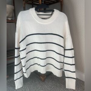 100% Organic Cotton Striped Crew Sweater Size Medium